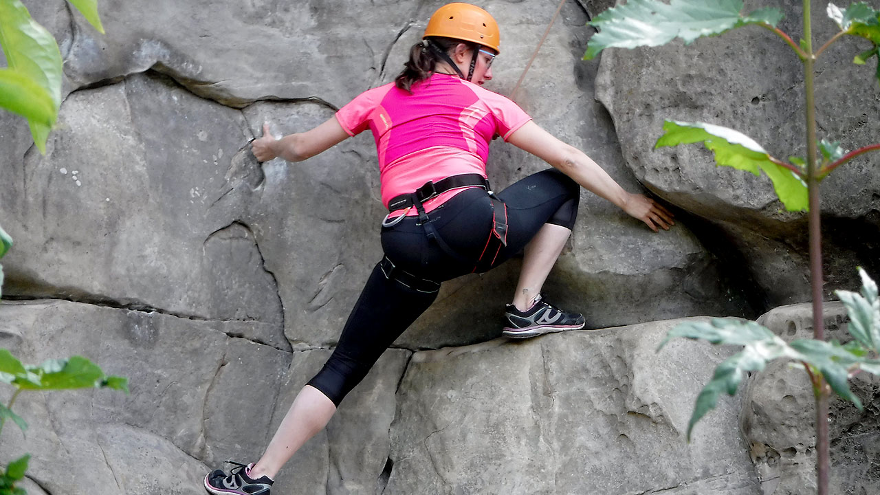 beginner rock climbing courses