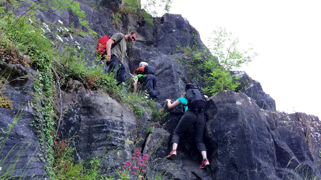 rock climbing holiday wye valley