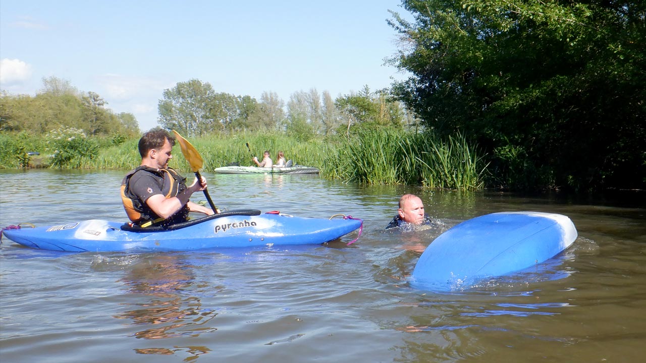 british canoeing paddlesport safety rescue course