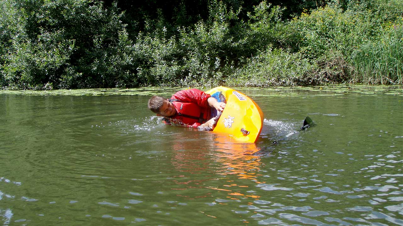 british canoeing discover kayaking award