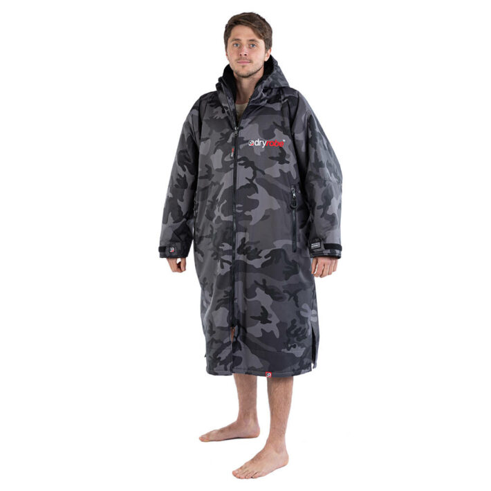 Long sleeve camo and black in large from Dryrobe