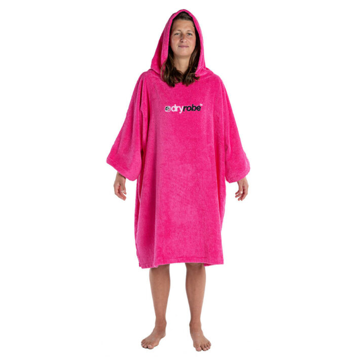 Towelling robe in pink from Dryrobe